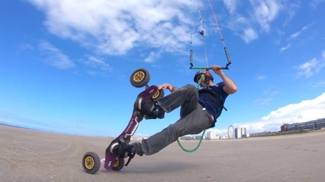 BSD VLOG#6 - Weekend at Keber - Kitesurfing / Landboarding