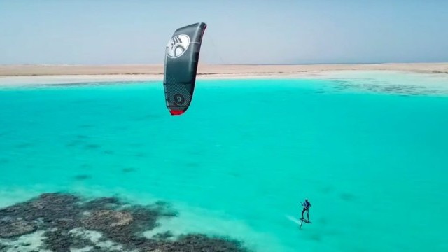 2019 AV8 Kite (Cabrinha Kitesurfing)