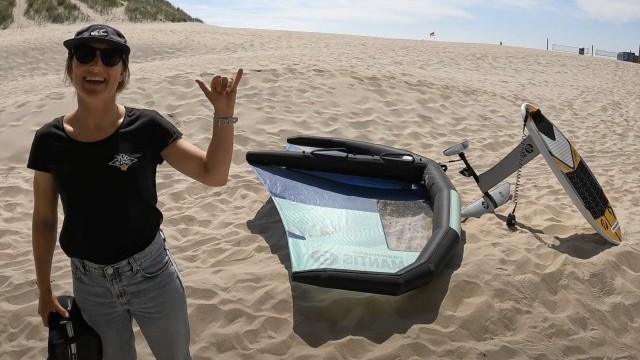 Using a harness for Wingfoiling