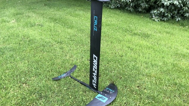 Kitesurfing Reviews - CrazyFly Cruz 690 2020