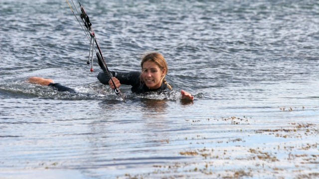 Kitesurfing Technique - Body Dragging Upwind