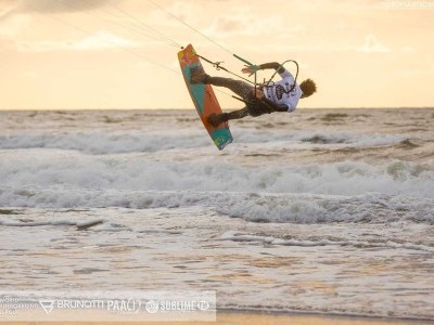 October Kitesurfing