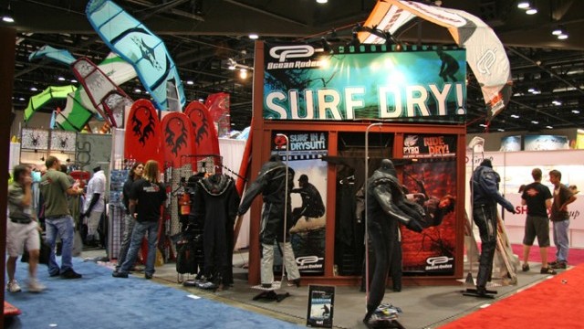 Kitesurfing Reviews - Ocean Rodeo Surf Dry  2011
