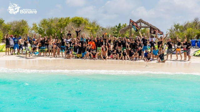 KITEMANERA 2016: Wind, Happy Kiters And Great Parties