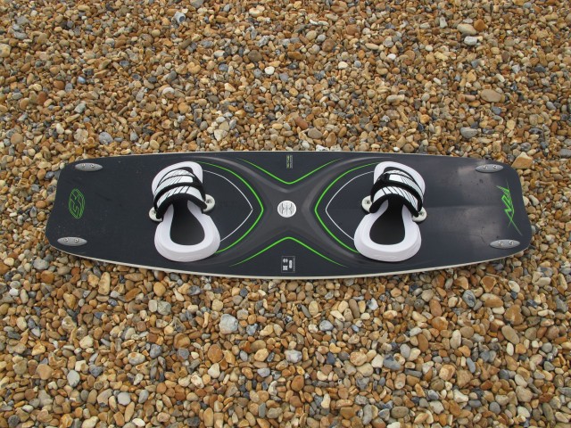 F-ONE Kiteboarding Trax 134 x 40cm 2012