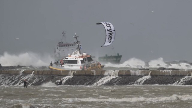 On The Loose S3E4 - Home Turf