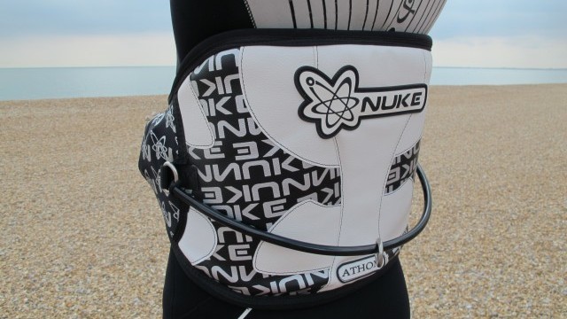 Kitesurfing Reviews - Nuke Athom  2012
