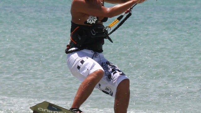 Kitesurfing Technique - Pop to Toeside