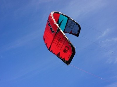 Naish Kiteboarding Dash 10m 2019 Kitesurfing Review