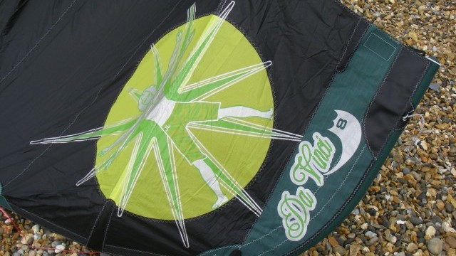Kitesurfing Reviews - JN Kites Da Vinci 8m 2008