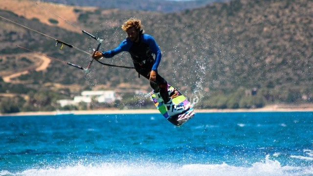 Kitesurfing Travel Guides - Paros
