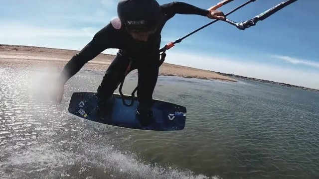 How to POP a KITEBOARD - Tricks of the Trade with Tom Court