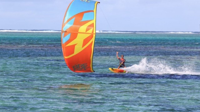 F-One Launch The Breeze Kite For 2017