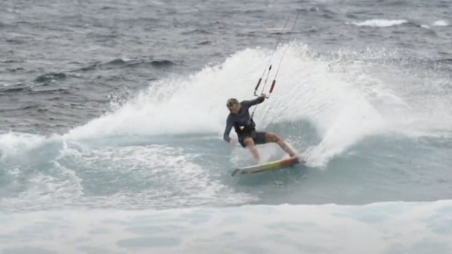 Kitesurf wave riding Tenerife Jeremy Burlando