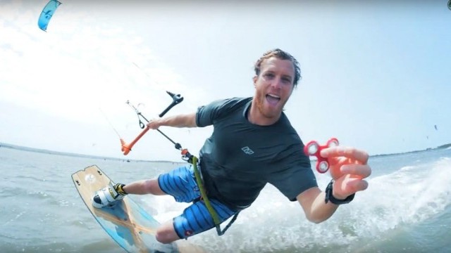 2018 Cabrinha + Fidget Spinner!