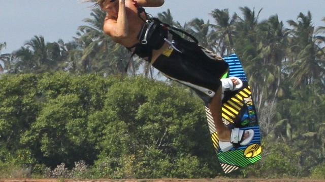 Kitesurfing Technique - Double Front Loop Down Loop Transition