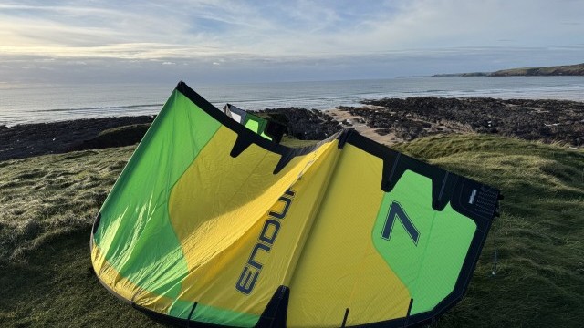 Kitesurfing Reviews - Ozone Enduro 7m 2025