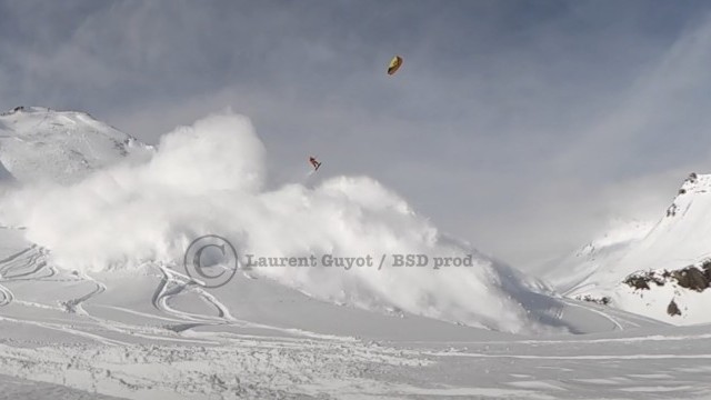 Avalanche snowkite accident 20 January 2021