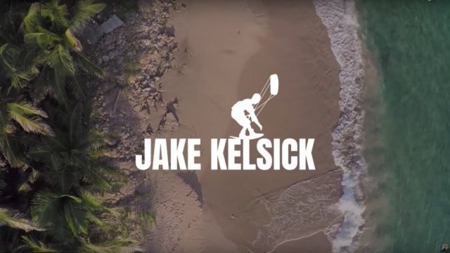 Kiteboarding: 3 Tricks To Learn Before You Start Unhooking!