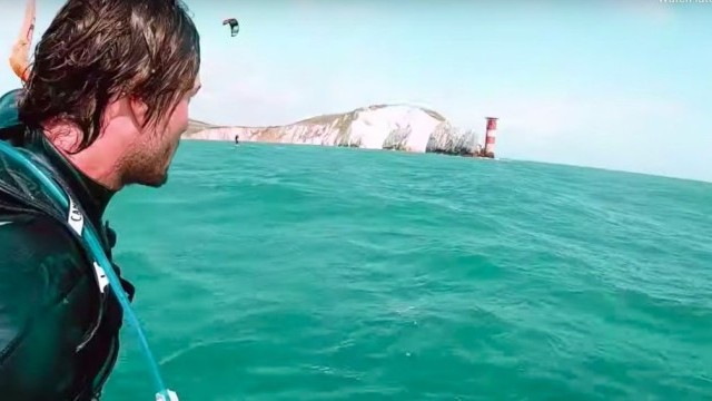 Kiteboarding around the ISLE OF WIGHT!! #CourtInTheAct
