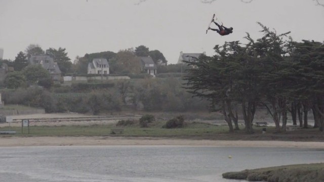 Extreme Kitesurfing In BZH