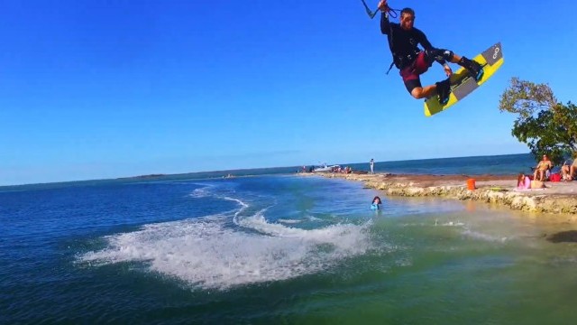 Kiteboarding the Best Spot in the Florida Keys!
