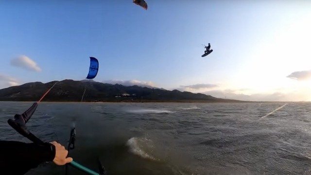 Winter Kitesurfing in South Africa // Brandvlei sunset session