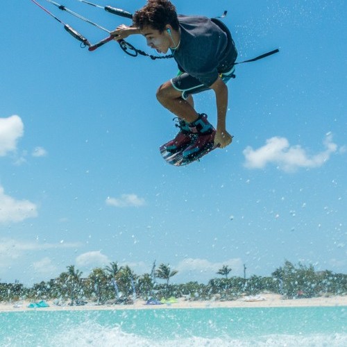 Providenciales Kitesurfing Holiday and Travel Guide