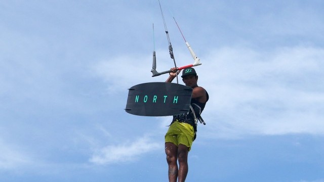 Kitesurfing Technique - Double Front Board Off