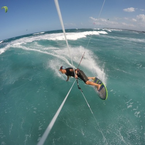 Toe Side to Heelside Turn on a Wave Kitesurfing Technique