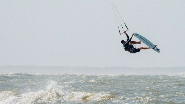 How To Make A Bomb Proof Kiteboarding Board Bag