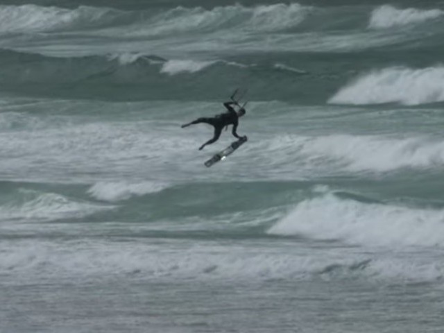 When pro kiteboarder's come to your local beach - Feat Aaron Hadlow