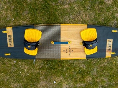 Airush Switch 138 x 41cm 2022 Kitesurfing Review