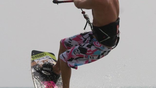 Kitesurfing Technique - Toeside Pop to Blind