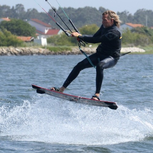 Unhooked Pop from Toeside Kitesurfing Technique