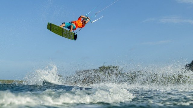 In Focus: CrazyFly 2017 Product Overview: Twin Tips & Surfboards