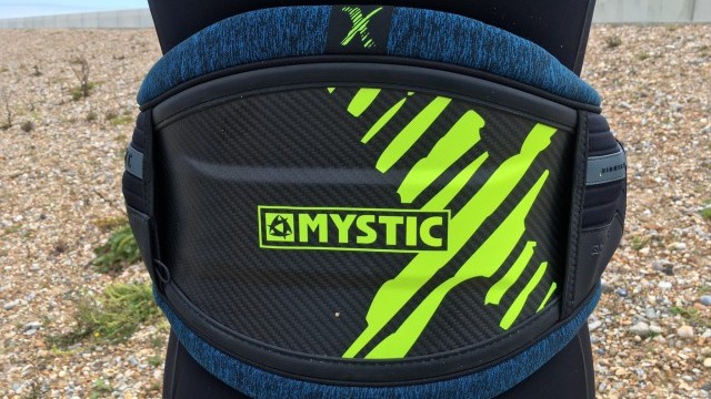 Kitesurfing Reviews - Mystic Majestic X 2018