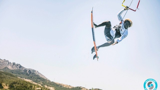 Powerful Poniente Primes Valdevaqueros For The GKA Finals In Tarifa