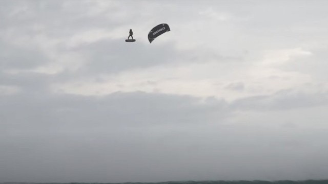 Extreme Kitesurfing in 40 KNOTS and HUGE waves | TARIFA Balneario 2021 | Janek Grzegorzewski