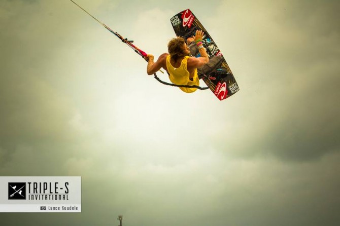 601788_10151636371080218_1544590788_n