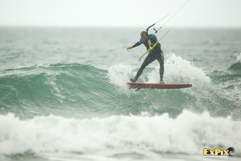 Lee getting tricky on the wave...