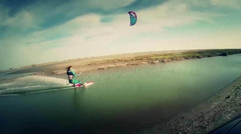 Kitesurf vs Car