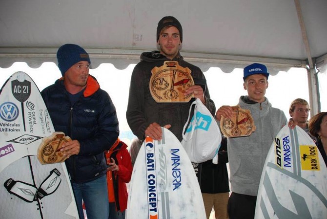The very formidable F-One foil team on the podium!