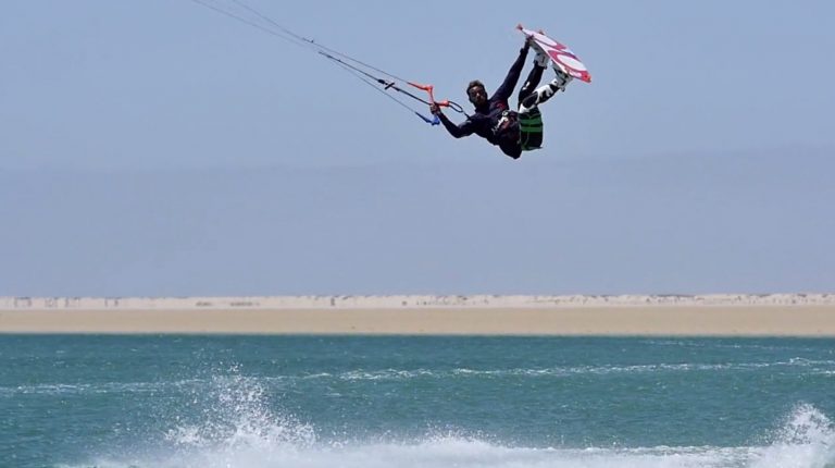 Nobile Kiteboarding: Desert birds