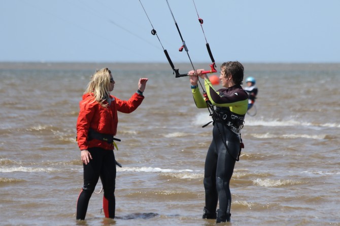 Quick tips mid session with Jo. Photo: Charlie Railton