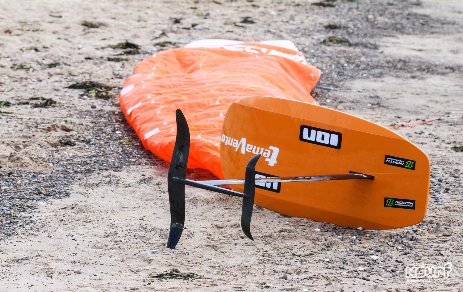 The TemaVento board from Italy and the SpotZ 2 Foil, a lightweight and very fast set up...