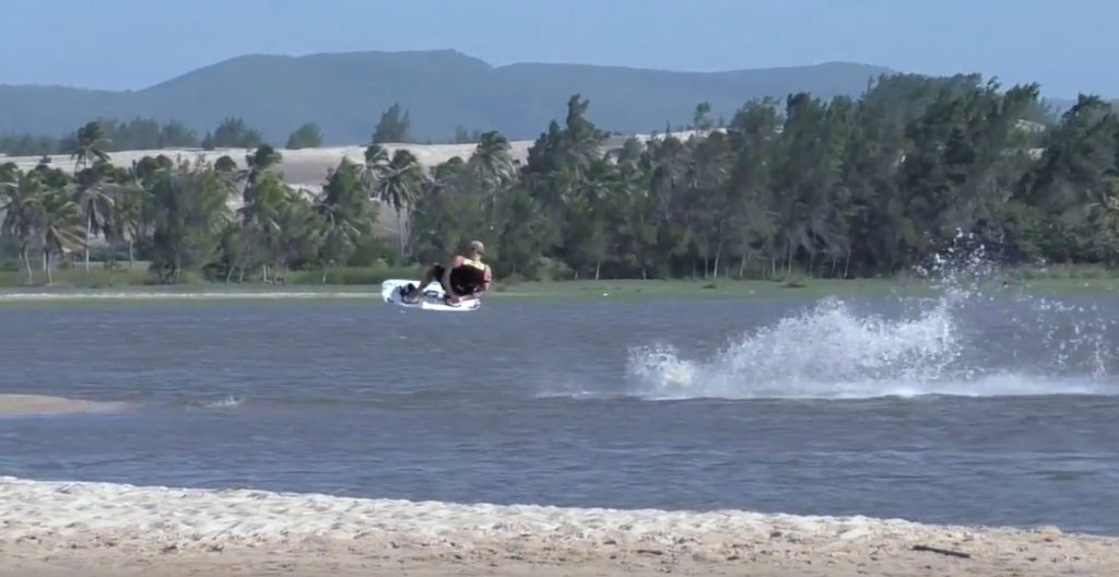 No Handed Frontroll – Toby Braeuer – Airstyle