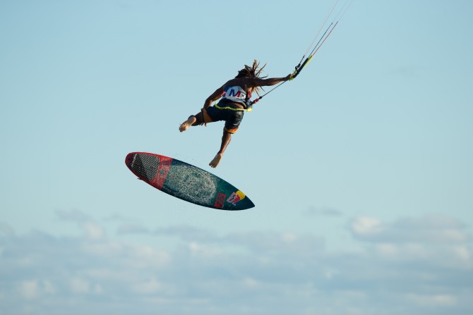 Ion  brings quality design to each of their products, including their leashes.