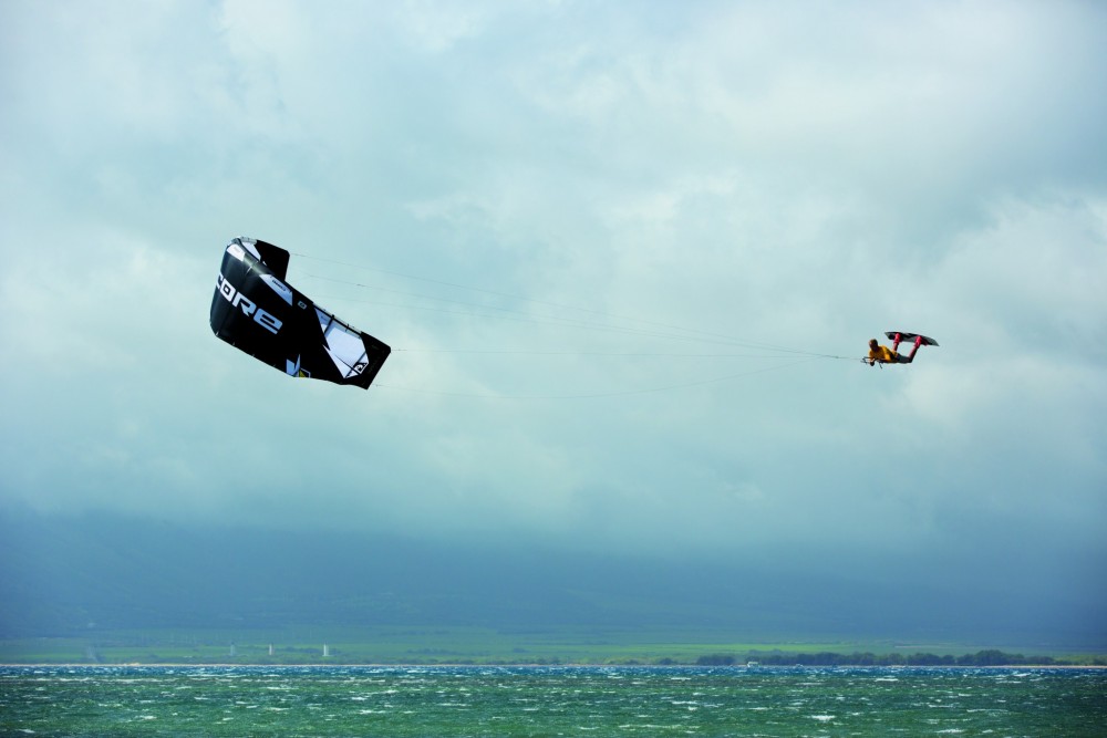 A all-new CORE Impact is a pure 5-line C-kite for big freestyle. Photo by Thomas Burblies.