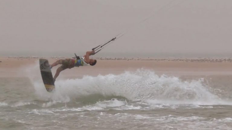 Kitesurfing Sandstorm Dakhla Attitude